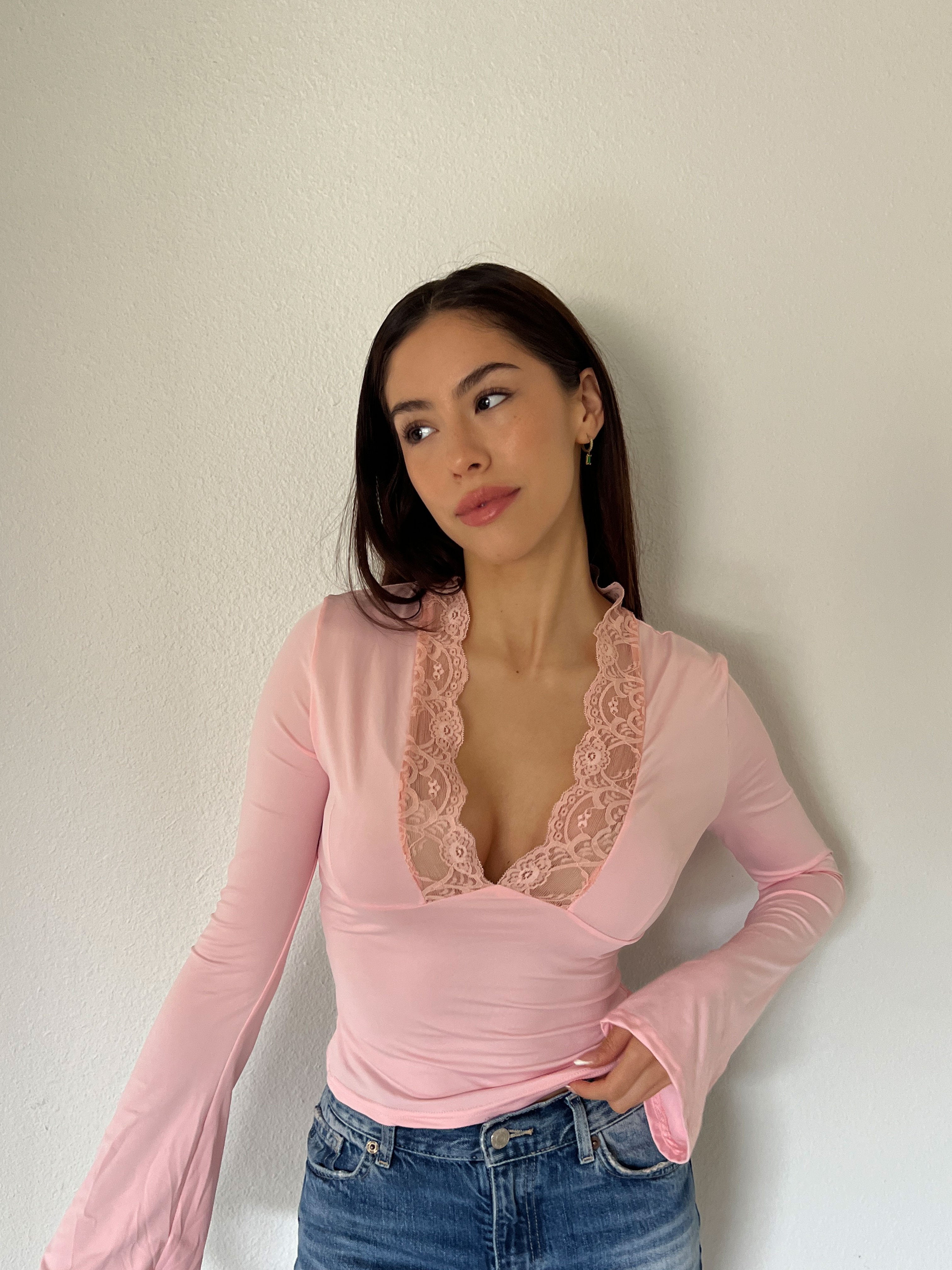 Veyles's Lace Top Perfect Fit Baby Pink
